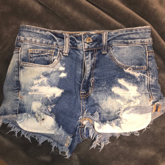 American Eagle Jean Shorts - Picture 2 of 4